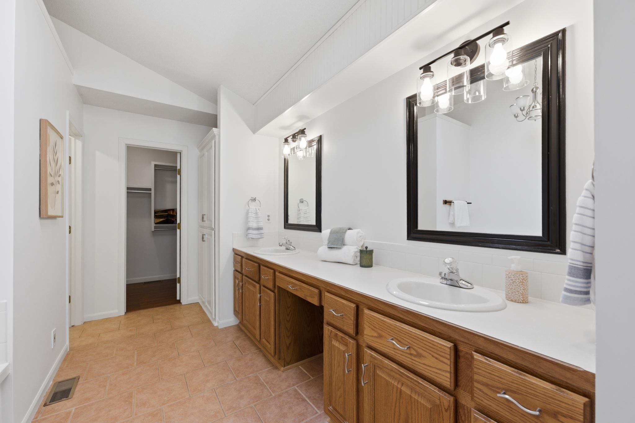 11236 E Killarney Circle Wichita KS 67206