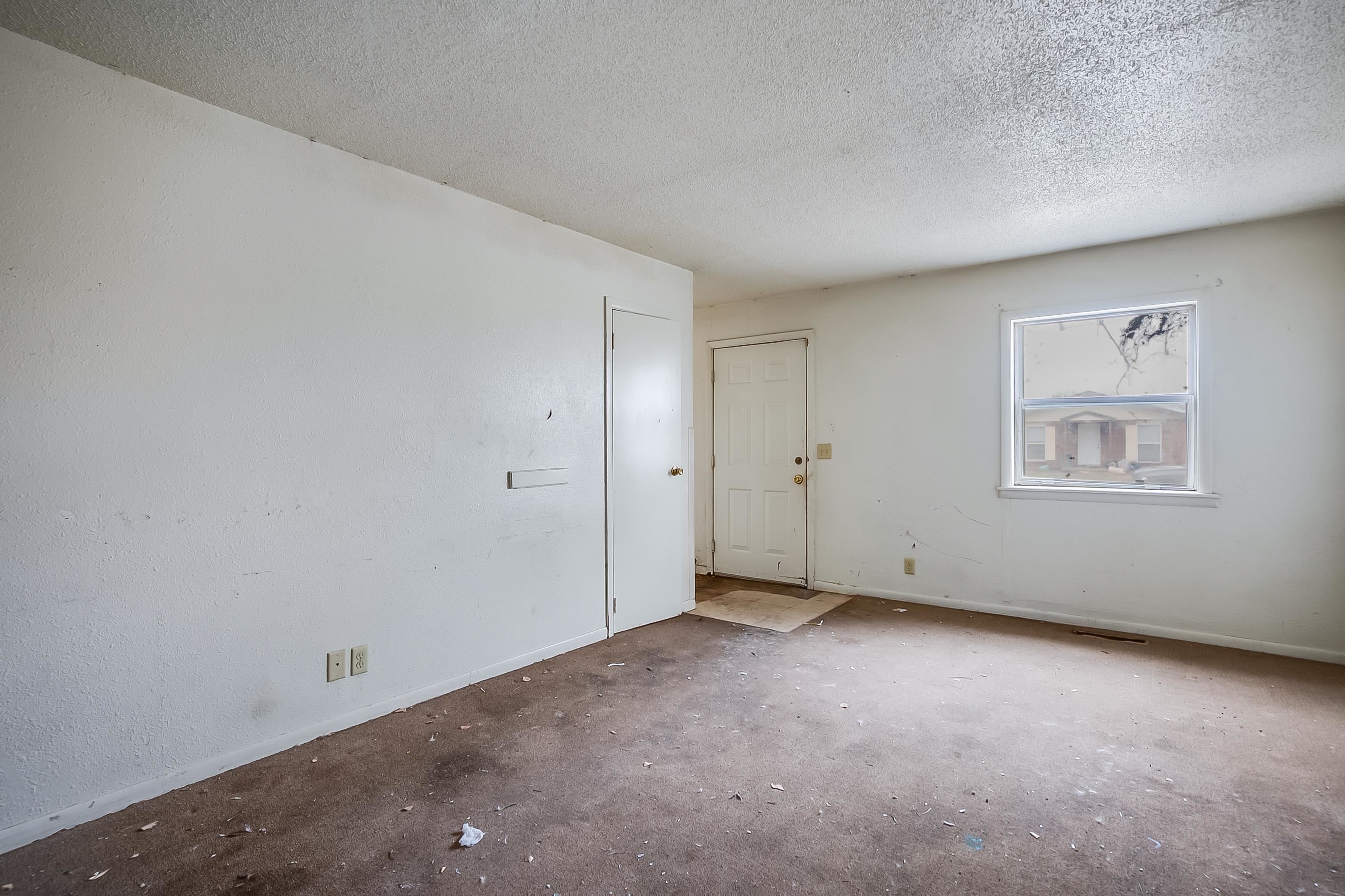 1613 E Catalina Street Wichita KS 67216
