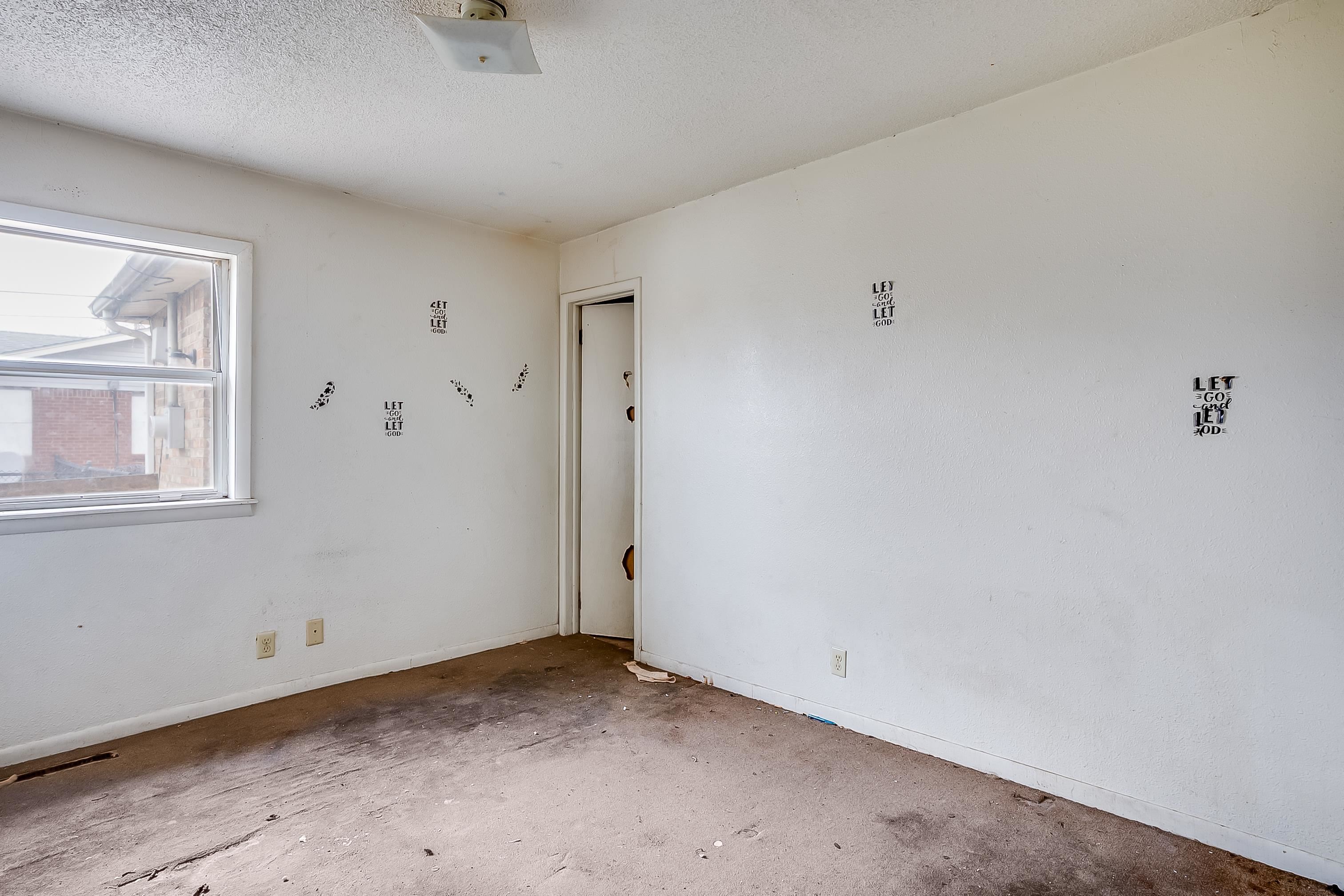 1613 E Catalina Street Wichita KS 67216