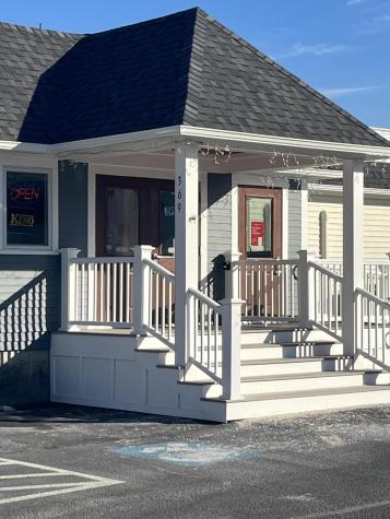 369 Main Street West Dennis MA 02670