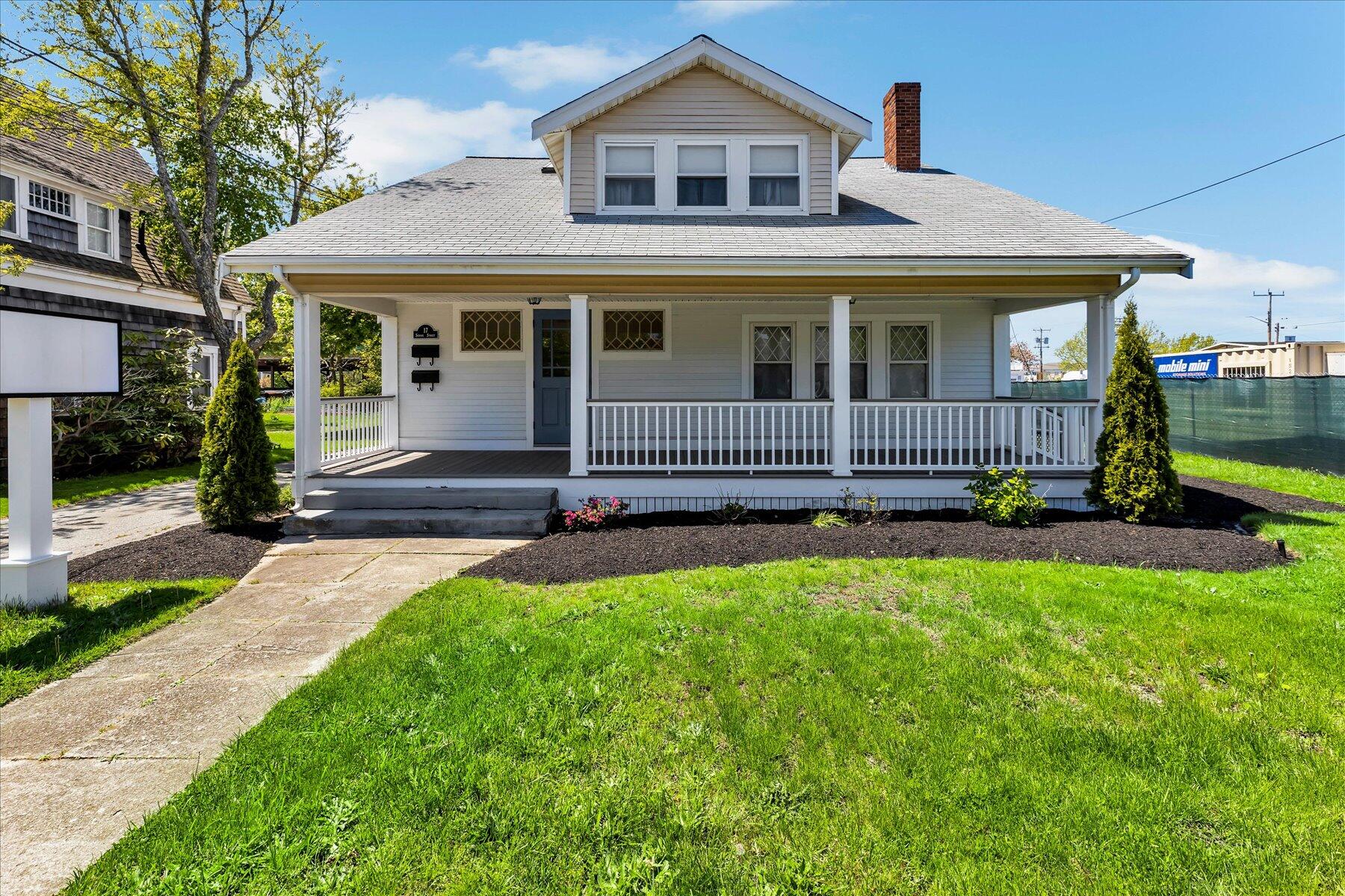 17 School Street Hyannis MA 02601