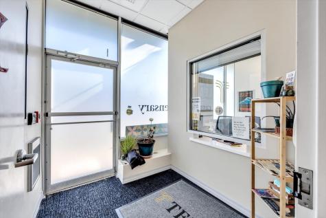 2393 U.s. 6 Wellfleet MA 02667