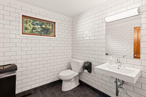 1400 Ma-28a Bourne MA 02534