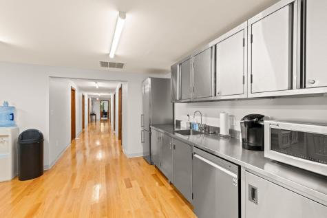 1400 Ma-28a Bourne MA 02534