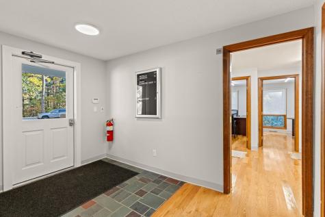 1400 Ma-28a Bourne MA 02534