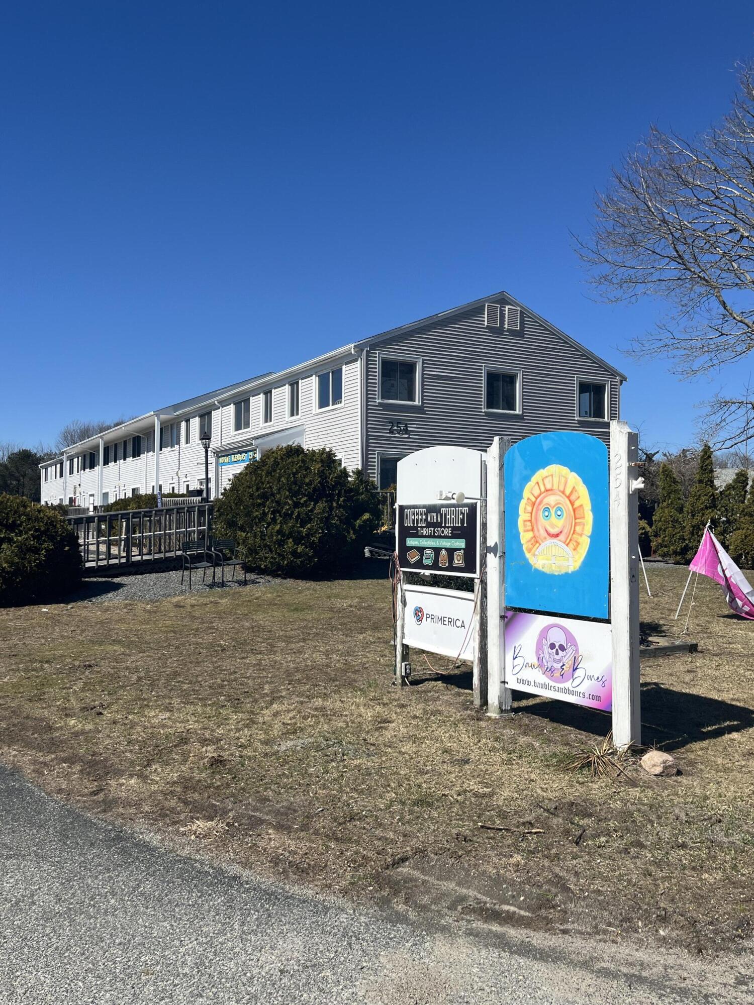 254 Shore Road Bourne MA 02559