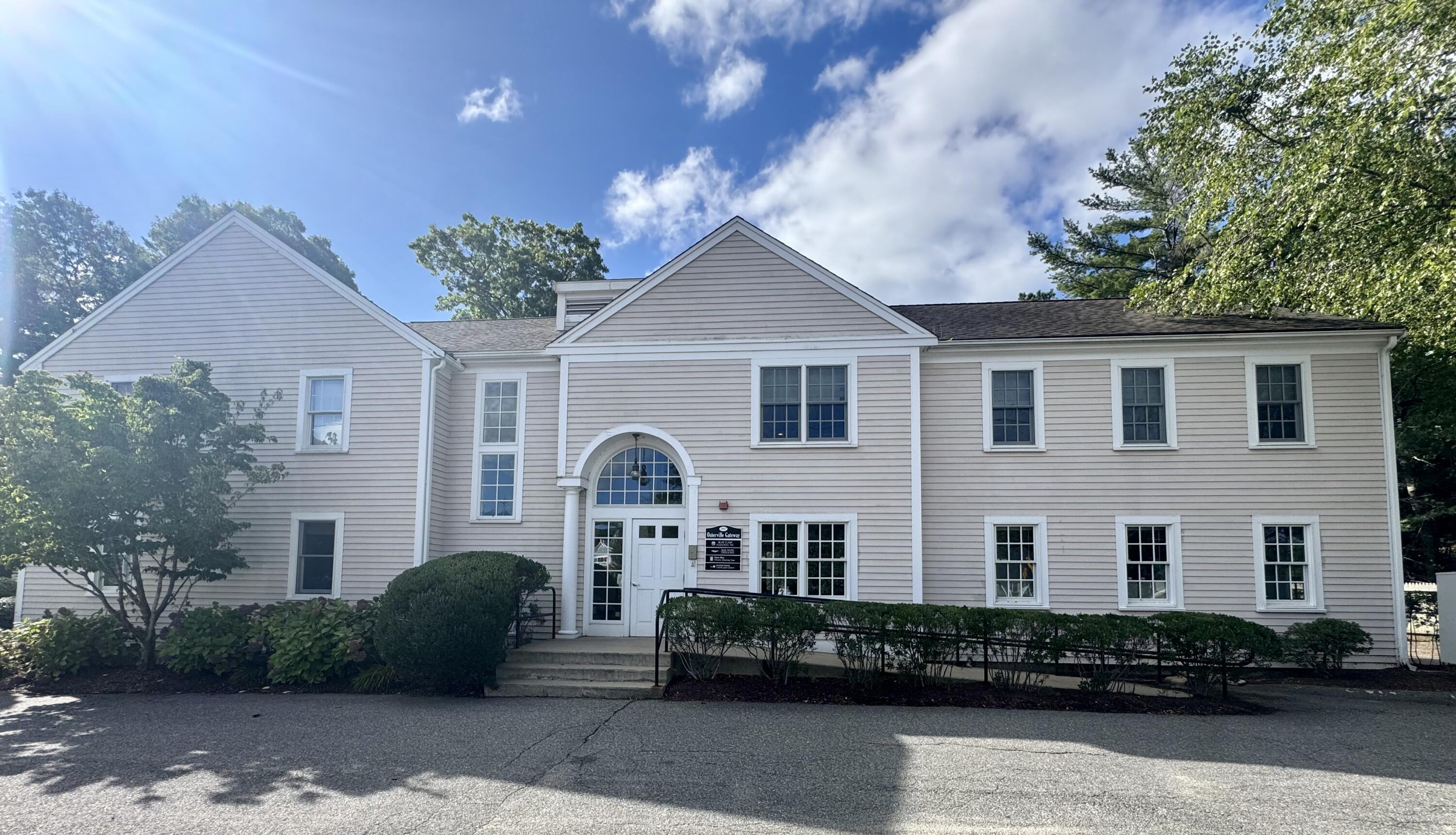 2957 Falmouth Road/route 28 Road Osterville MA 02655