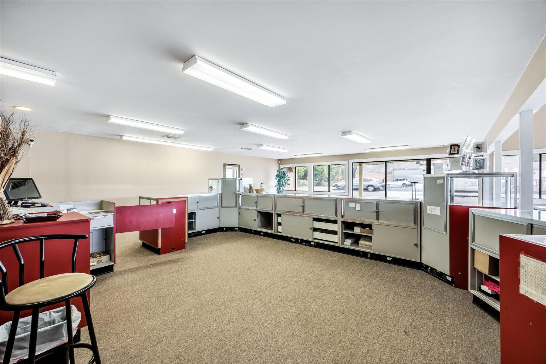 28 Main Street MA 02639