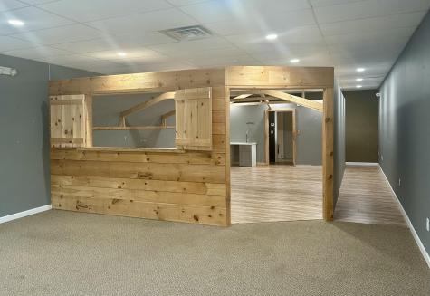 401/387 Nathan Ellis Highway Mashpee MA 02649