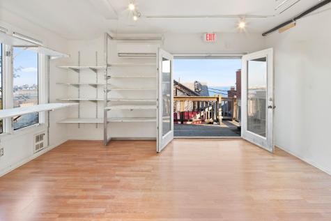 193 Commercial Street Provincetown MA 02657