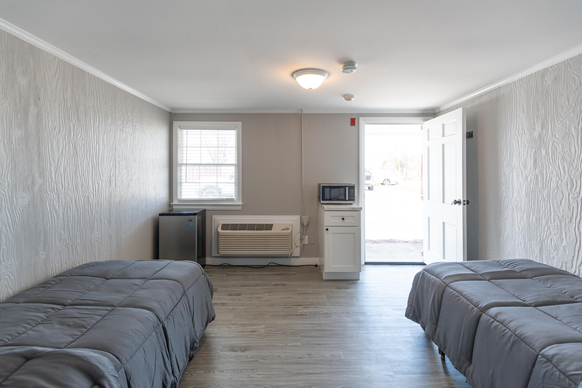 1547 Main Street Chatham MA 02633