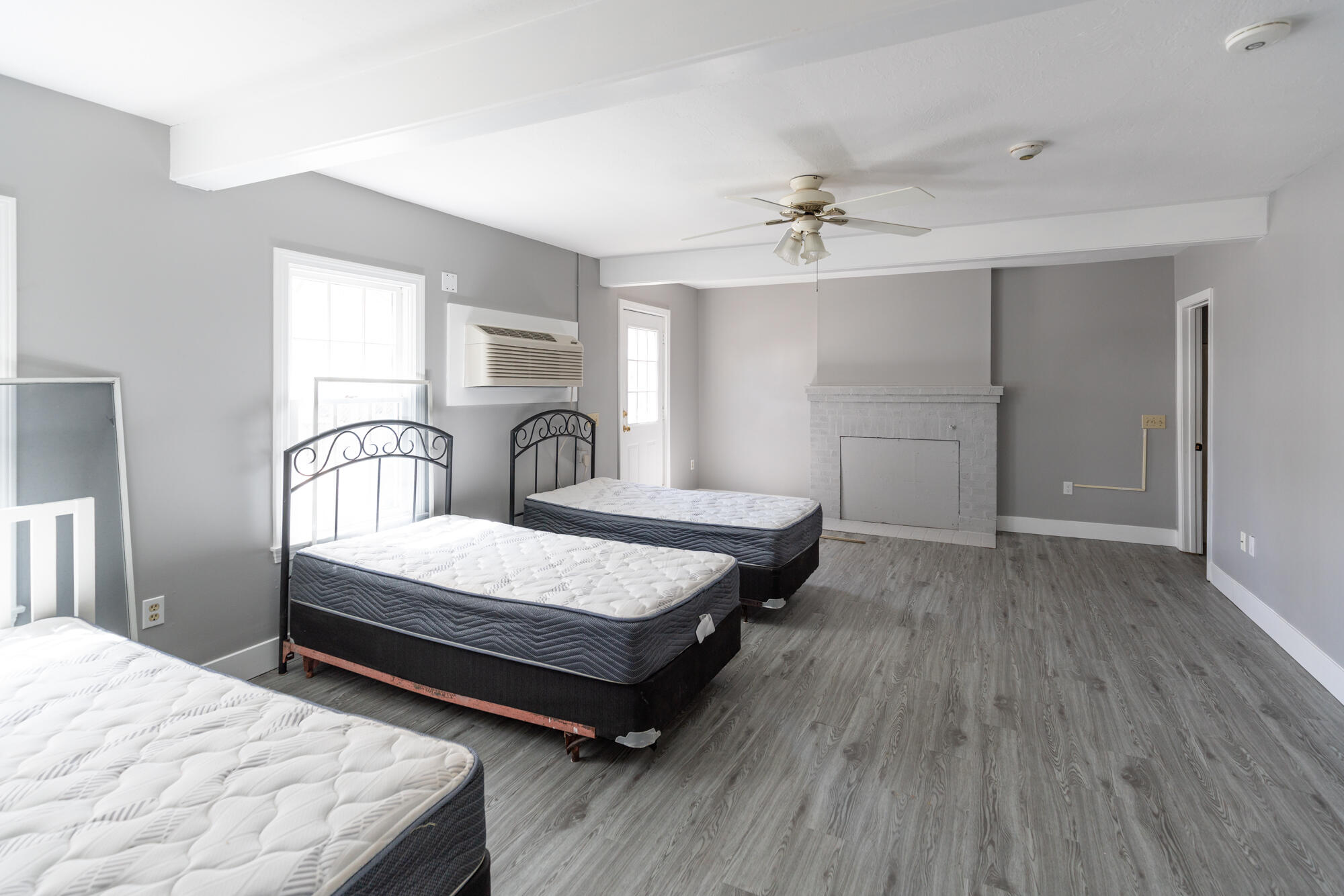 1547 Main Street Chatham MA 02633