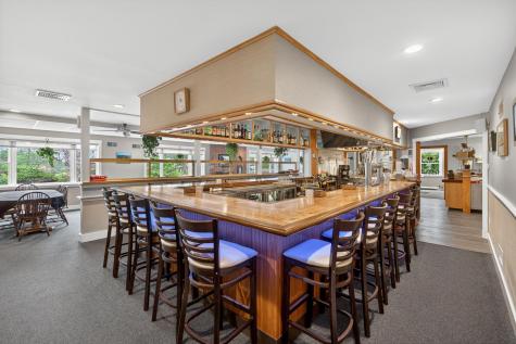 1019 Us-6 Wellfleet MA 02667