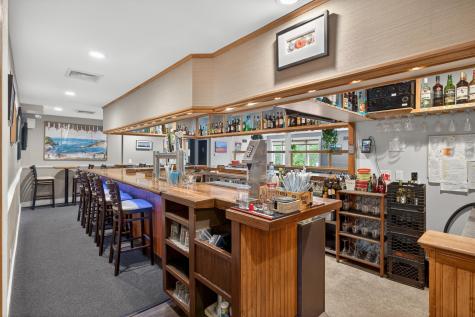 1019 Us-6 Wellfleet MA 02667
