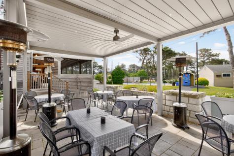 1019 Us-6 Wellfleet MA 02667
