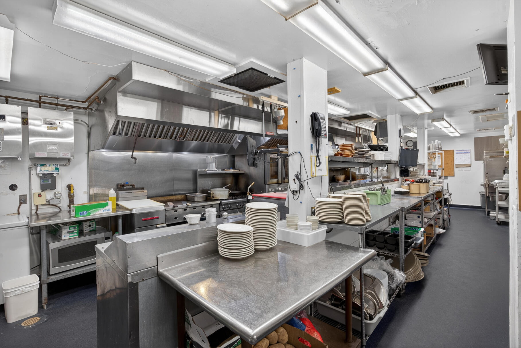 1019 Us-6 Wellfleet MA 02667