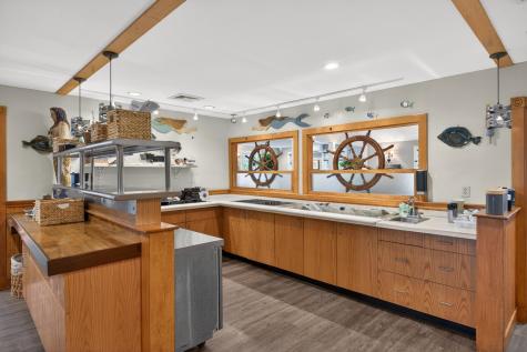 1019 Us-6 Wellfleet MA 02667