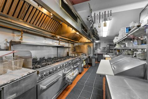 488 South Street Barnstable MA 02601