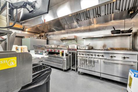 859 Main Street MA 02633