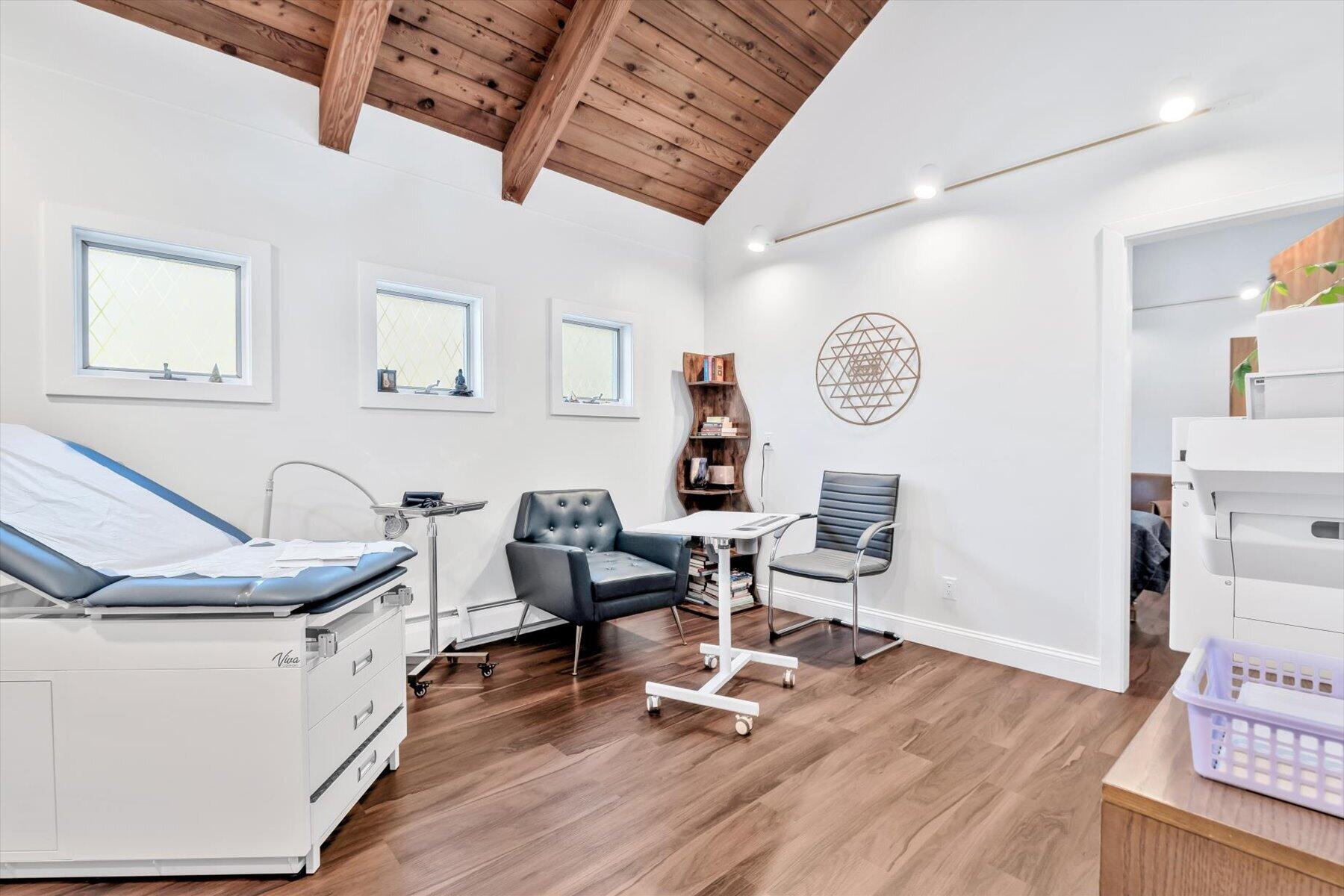 1049 Main Street West Barnstable MA 02668