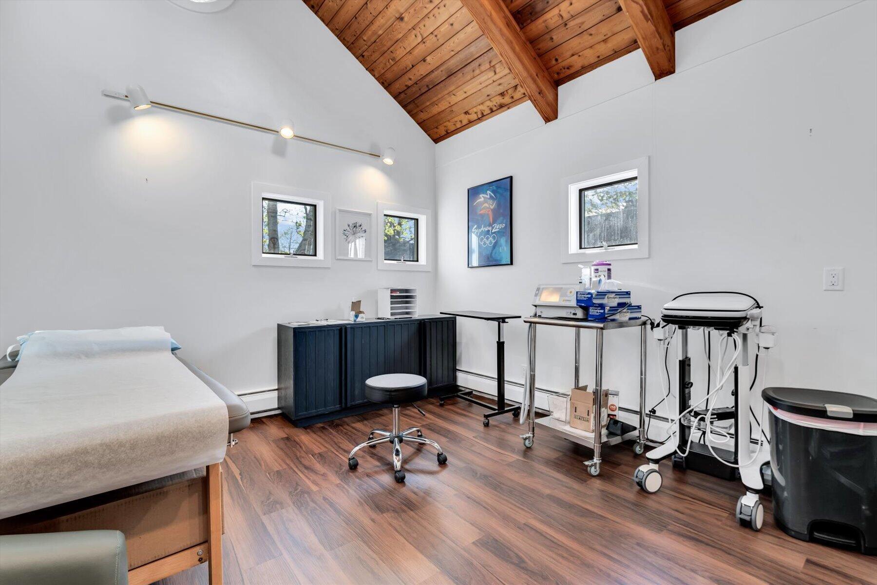 1049 Main Street West Barnstable MA 02668