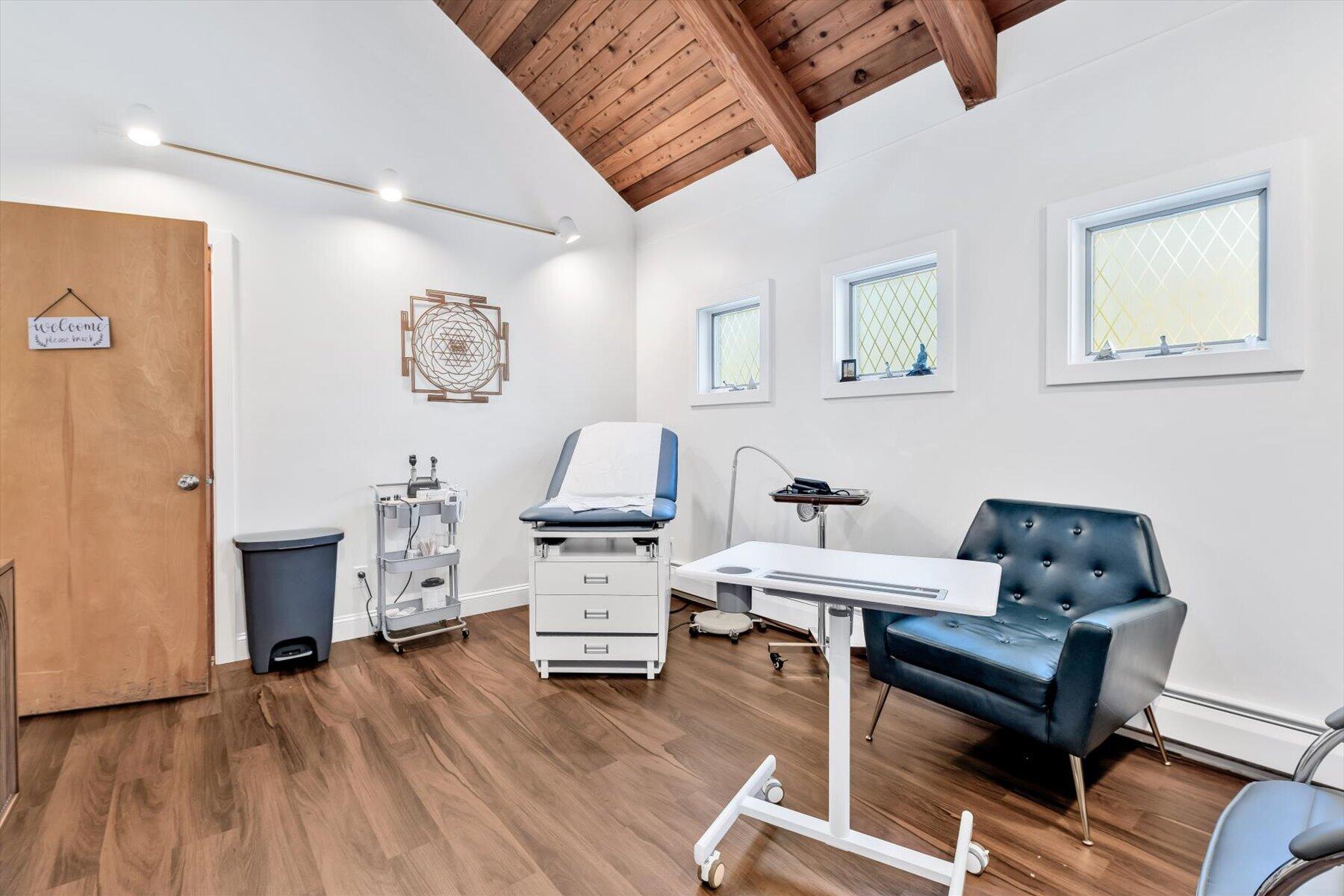 1049 Main Street West Barnstable MA 02668