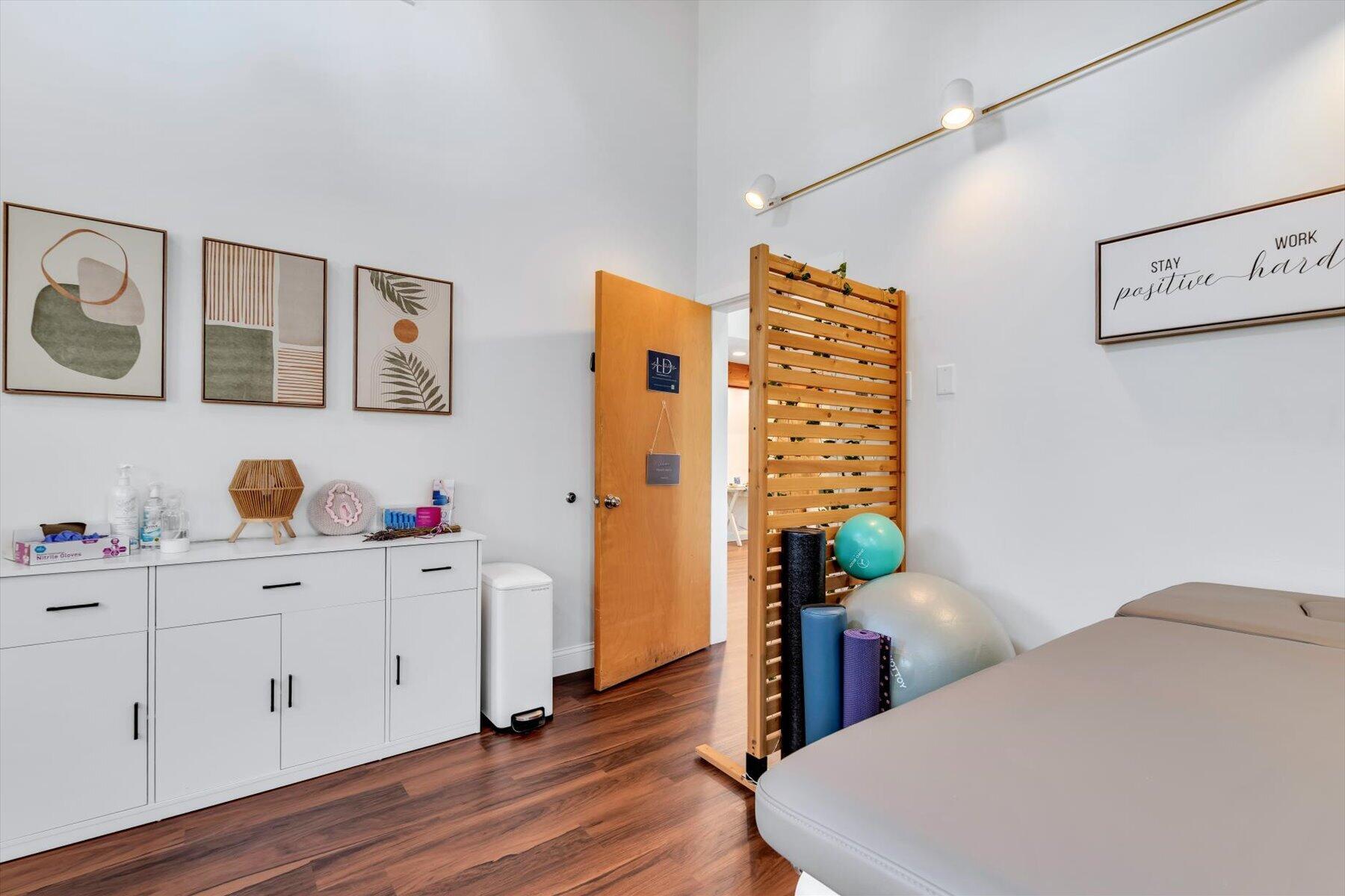 1049 Main Street West Barnstable MA 02668
