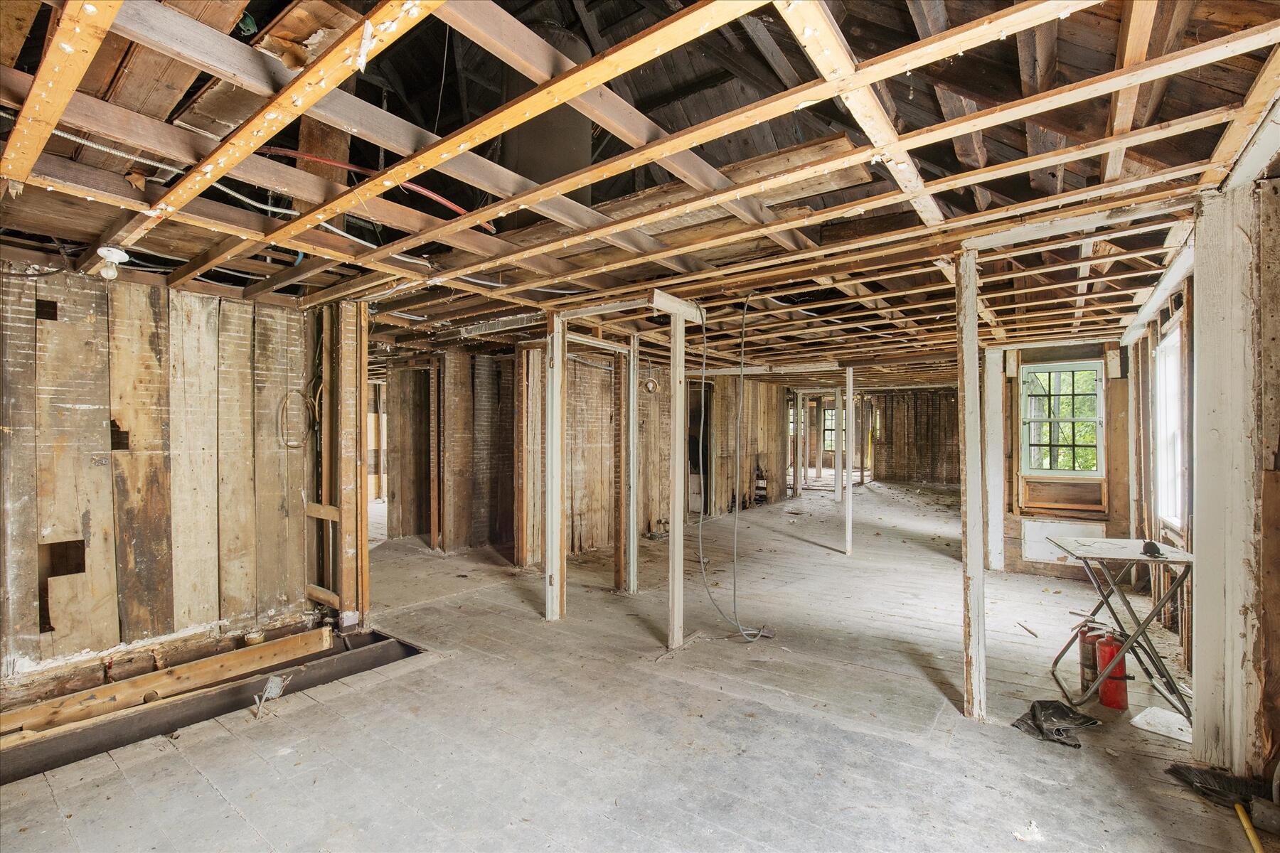 70 W Main Street Wellfleet MA 02667