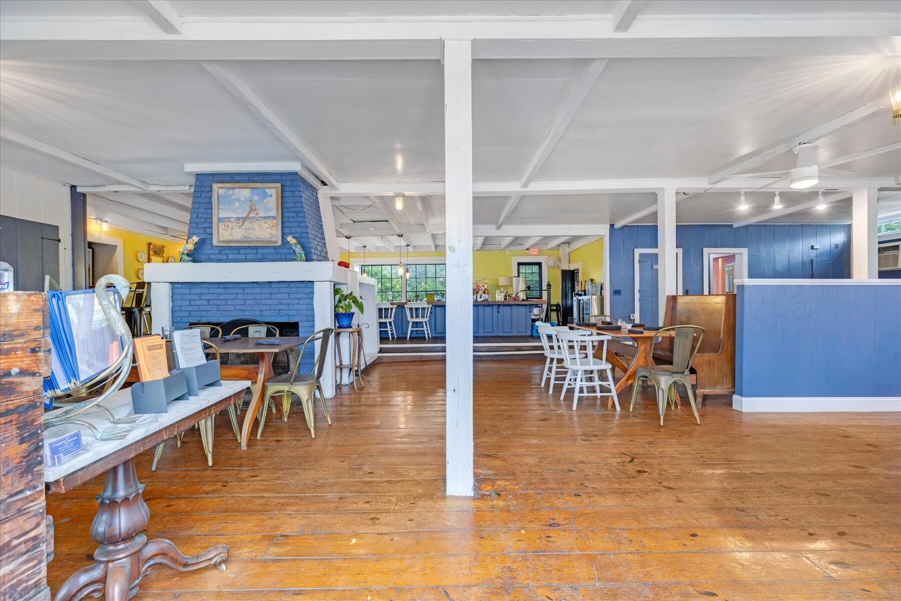 70 W Main Street Wellfleet MA 02667