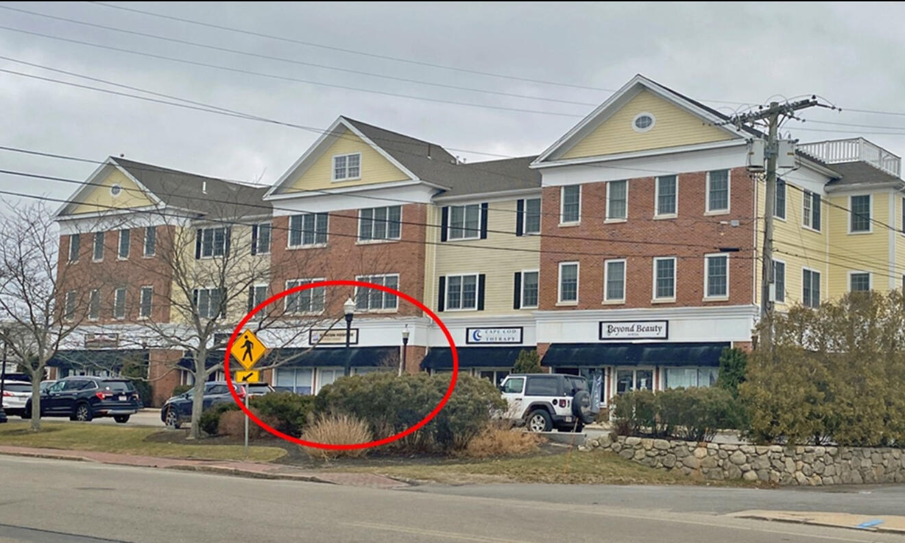68 Center Street Barnstable MA 02601