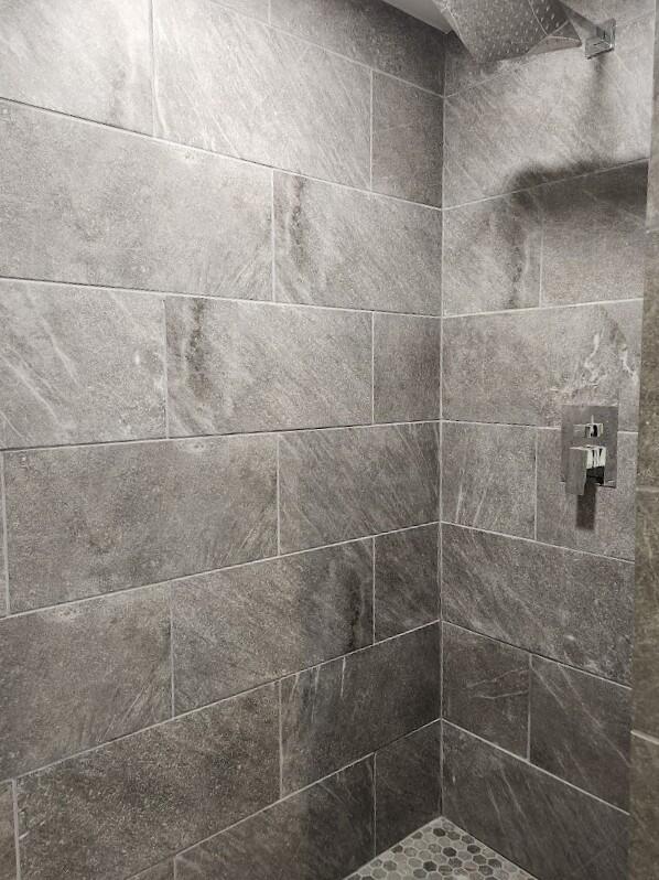 13 Elm Court Easton MA 02356