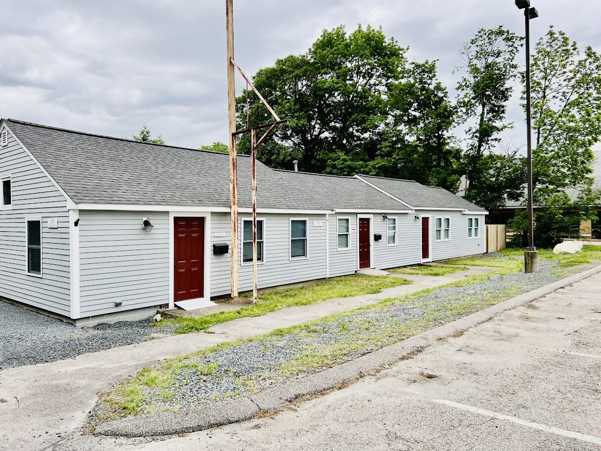 13 Elm Court Easton MA 02356
