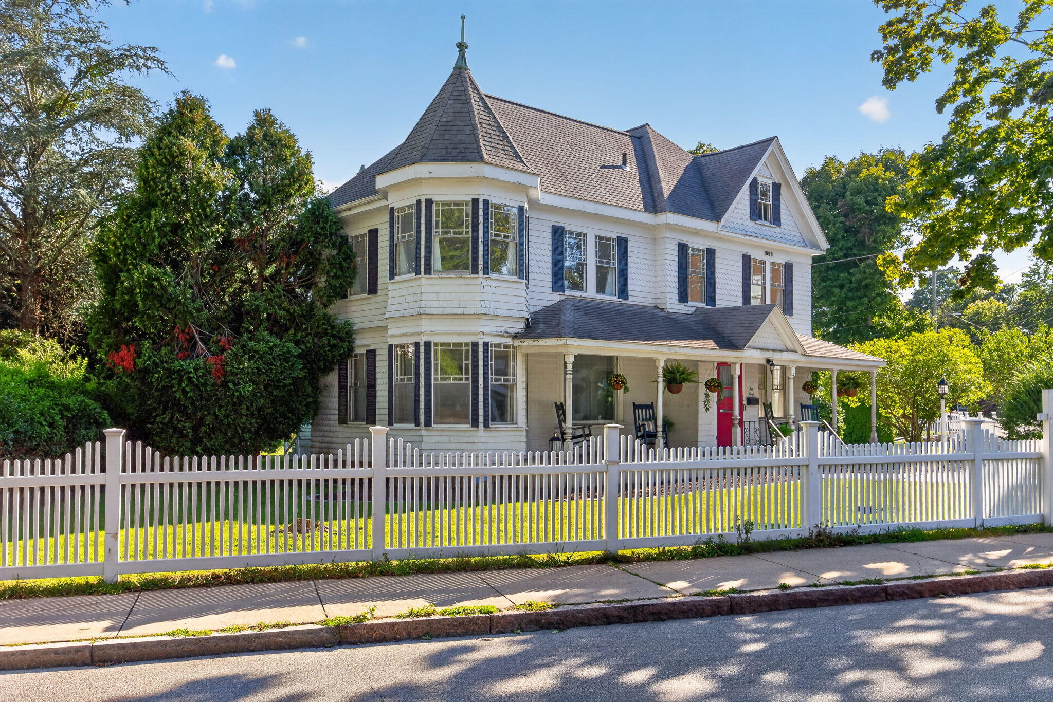 1 Main Street Falmouth MA 02540