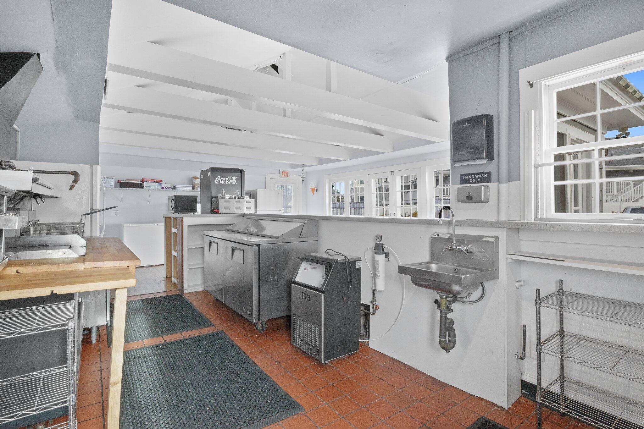 15 Sea Street Dennis Port MA 02639