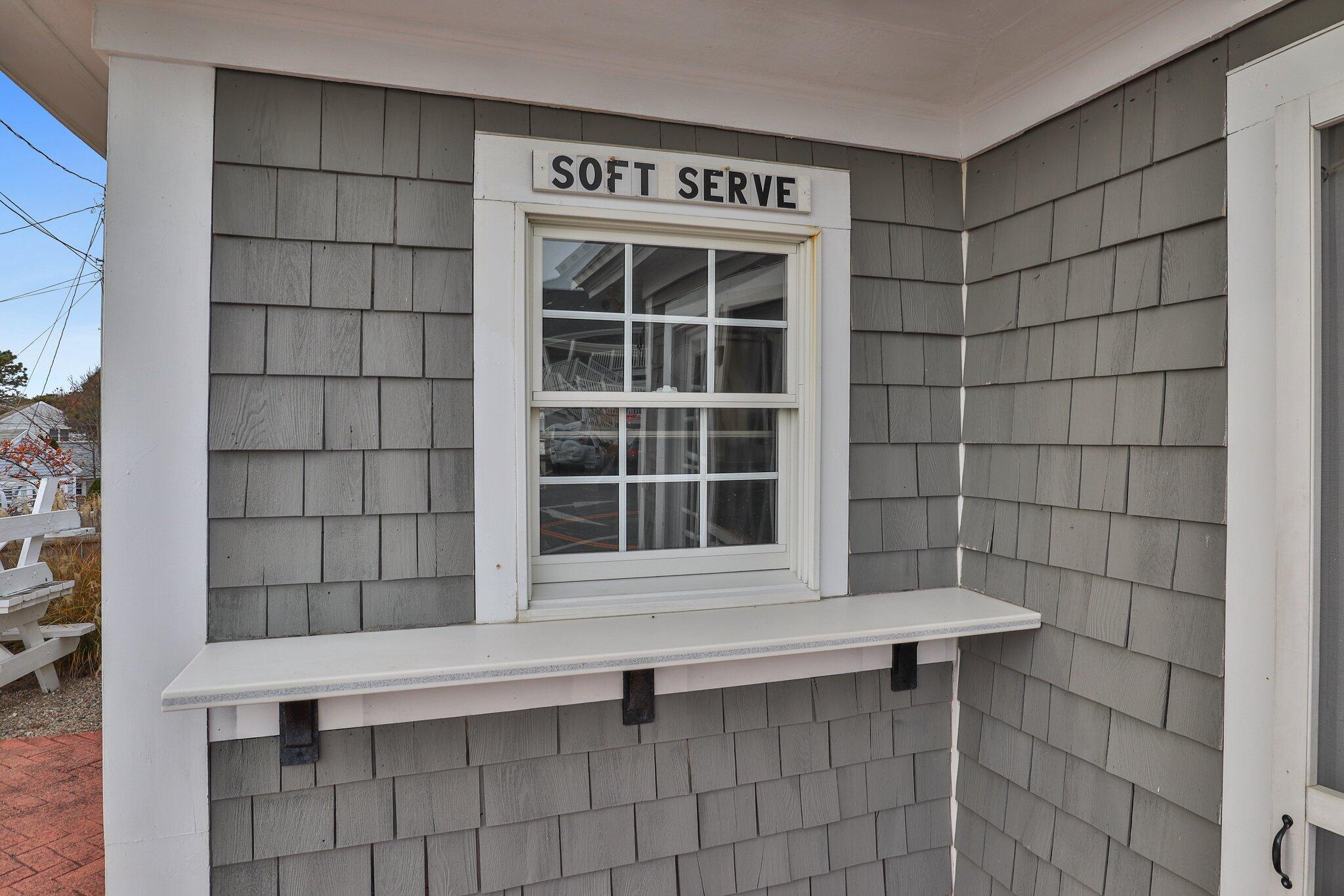 15 Sea Street Dennis MA 02639