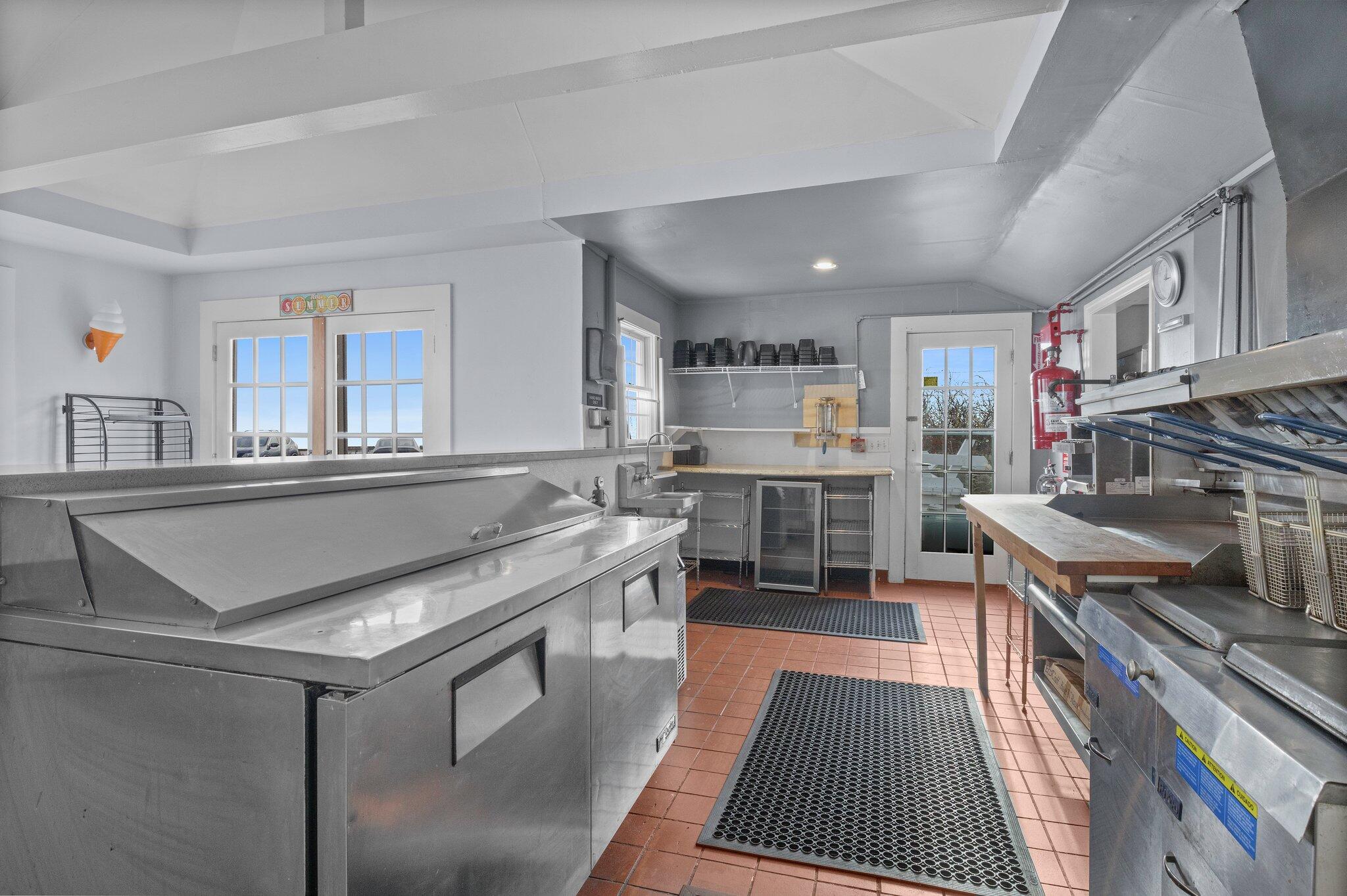 15 Sea Street Dennis Port MA 02639