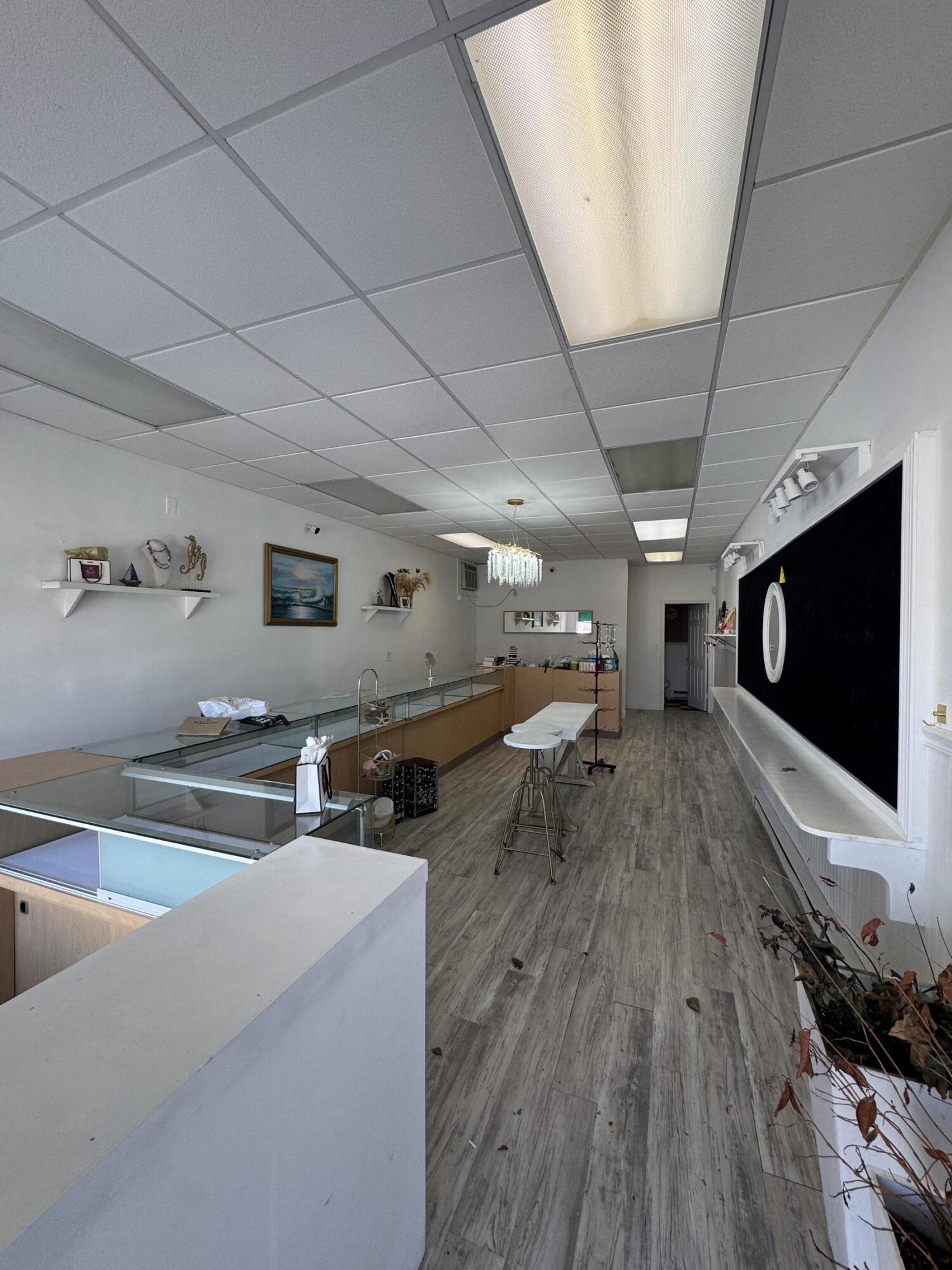 569 Main Street Hyannis MA 02601