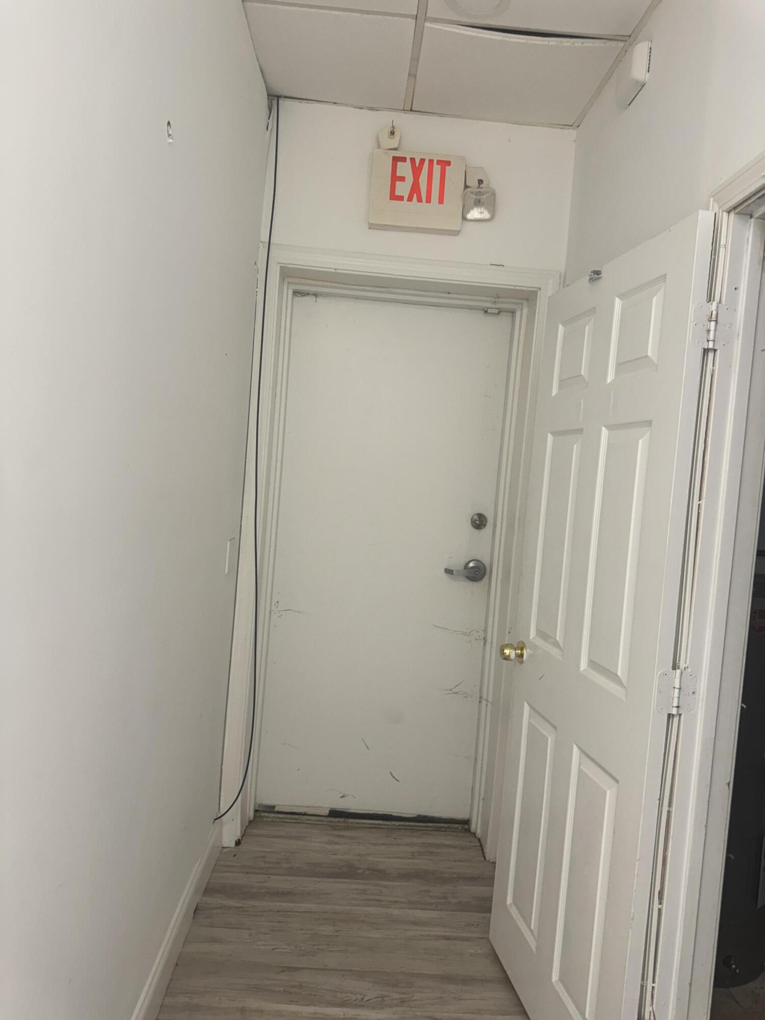 569 Main Street Hyannis MA 02601