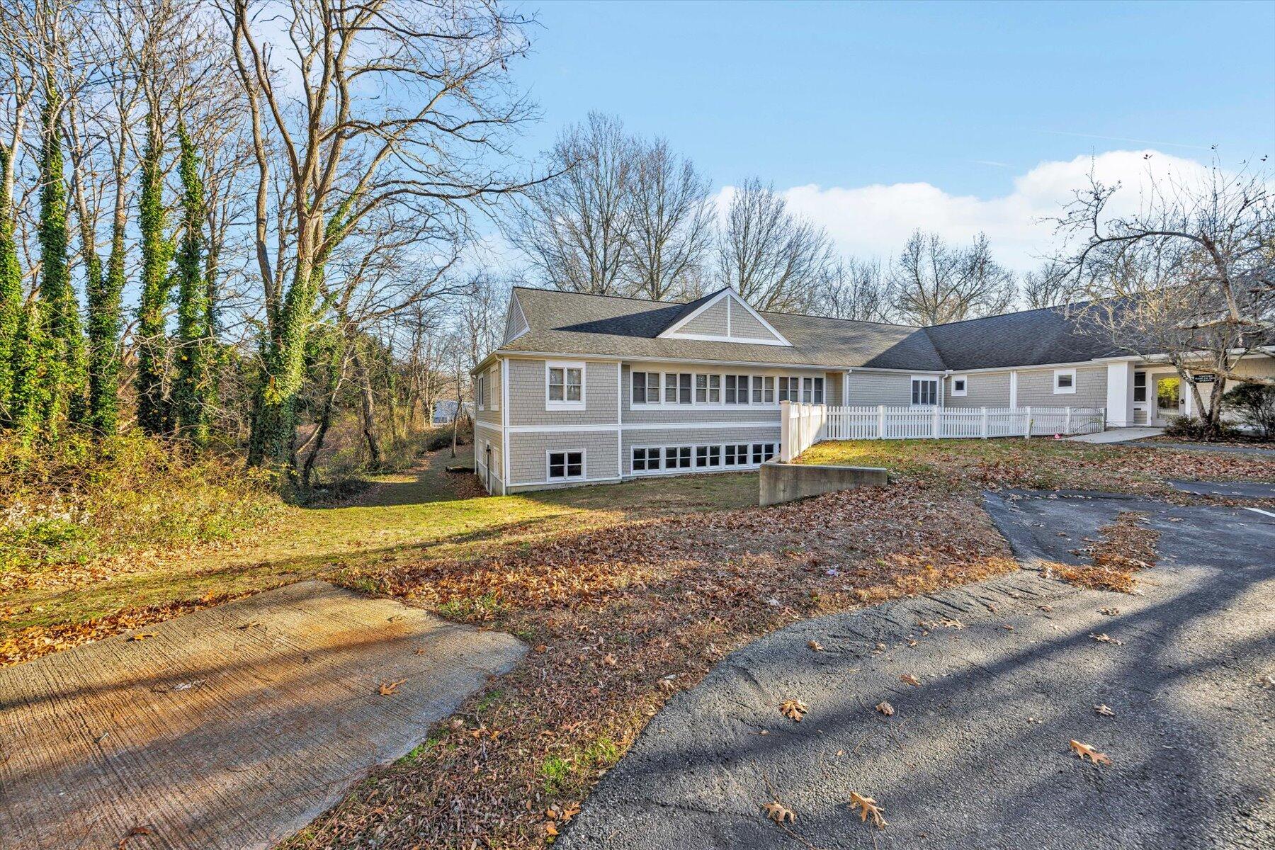 8 Cardinal Lane Orleans MA 02653