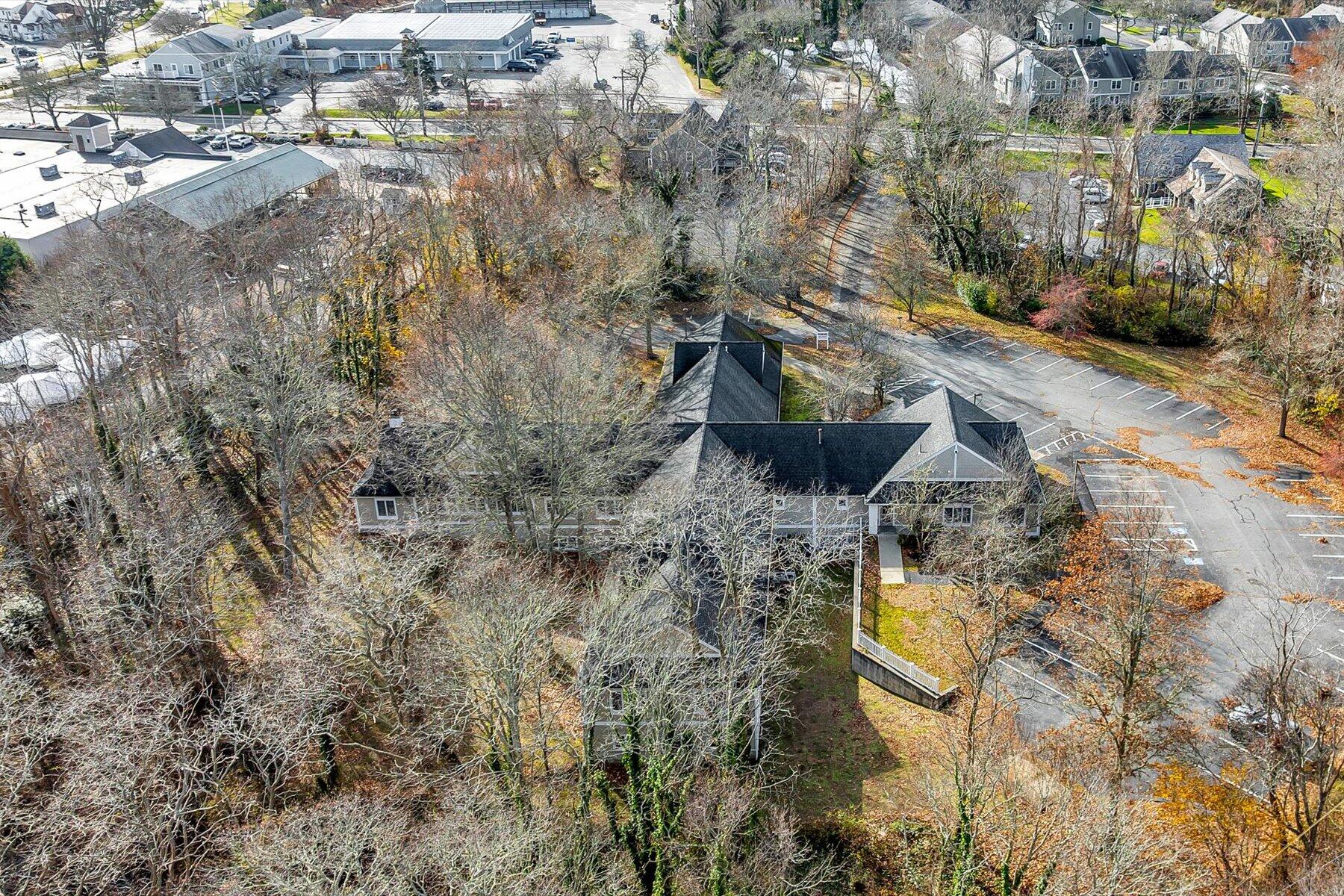 8 Cardinal Lane Orleans MA 02653