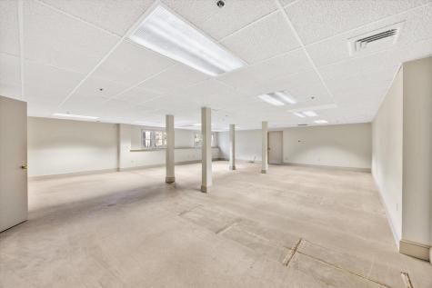 8 Cardinal Lane Orleans MA 02653