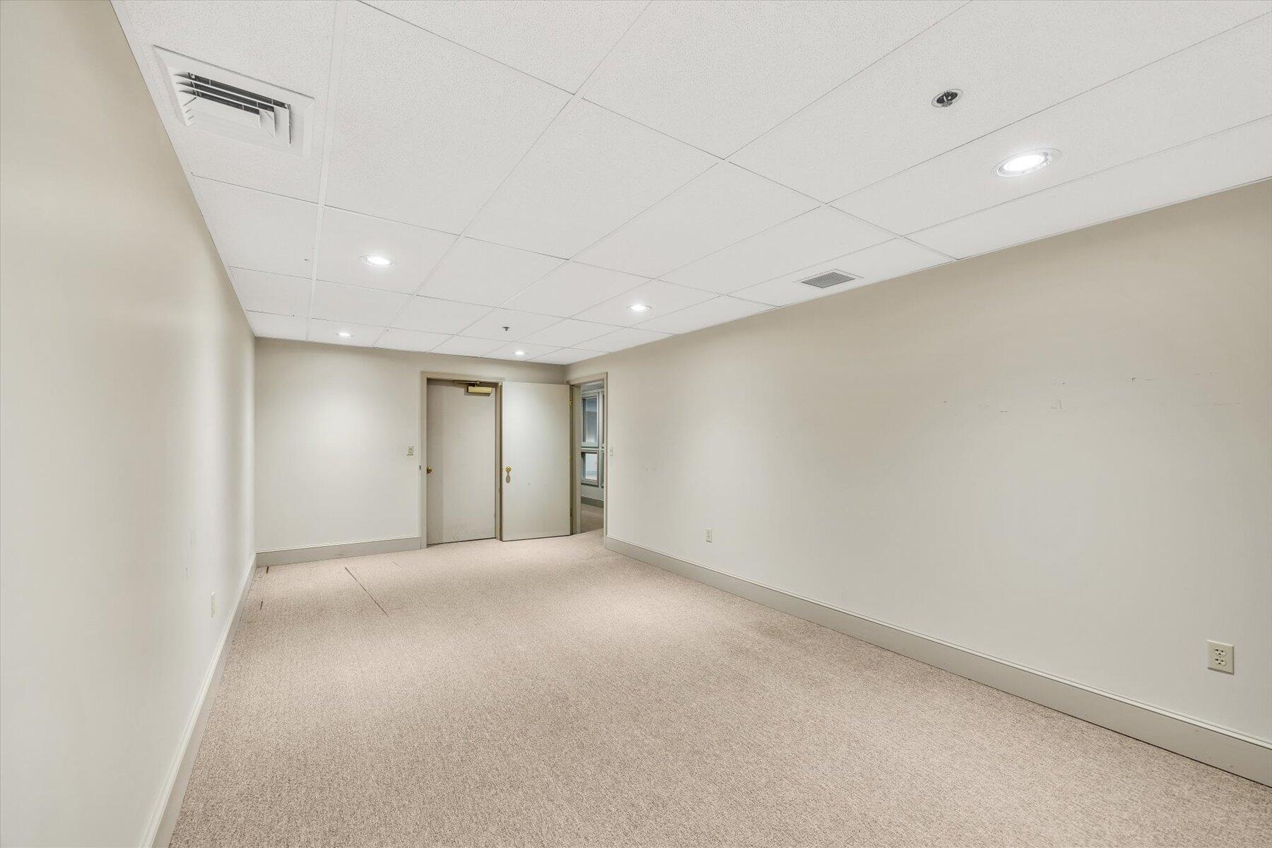 8 Cardinal Lane Orleans MA 02653