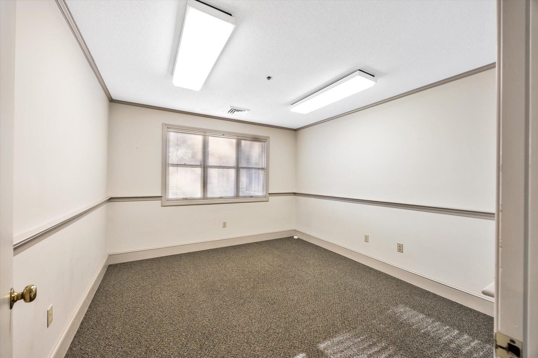8 Cardinal Lane Orleans MA 02653