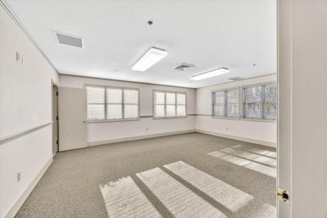 8 Cardinal Lane Orleans MA 02653