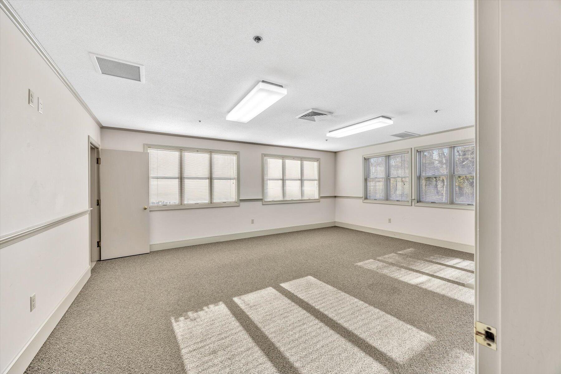 8 Cardinal Lane Orleans MA 02653