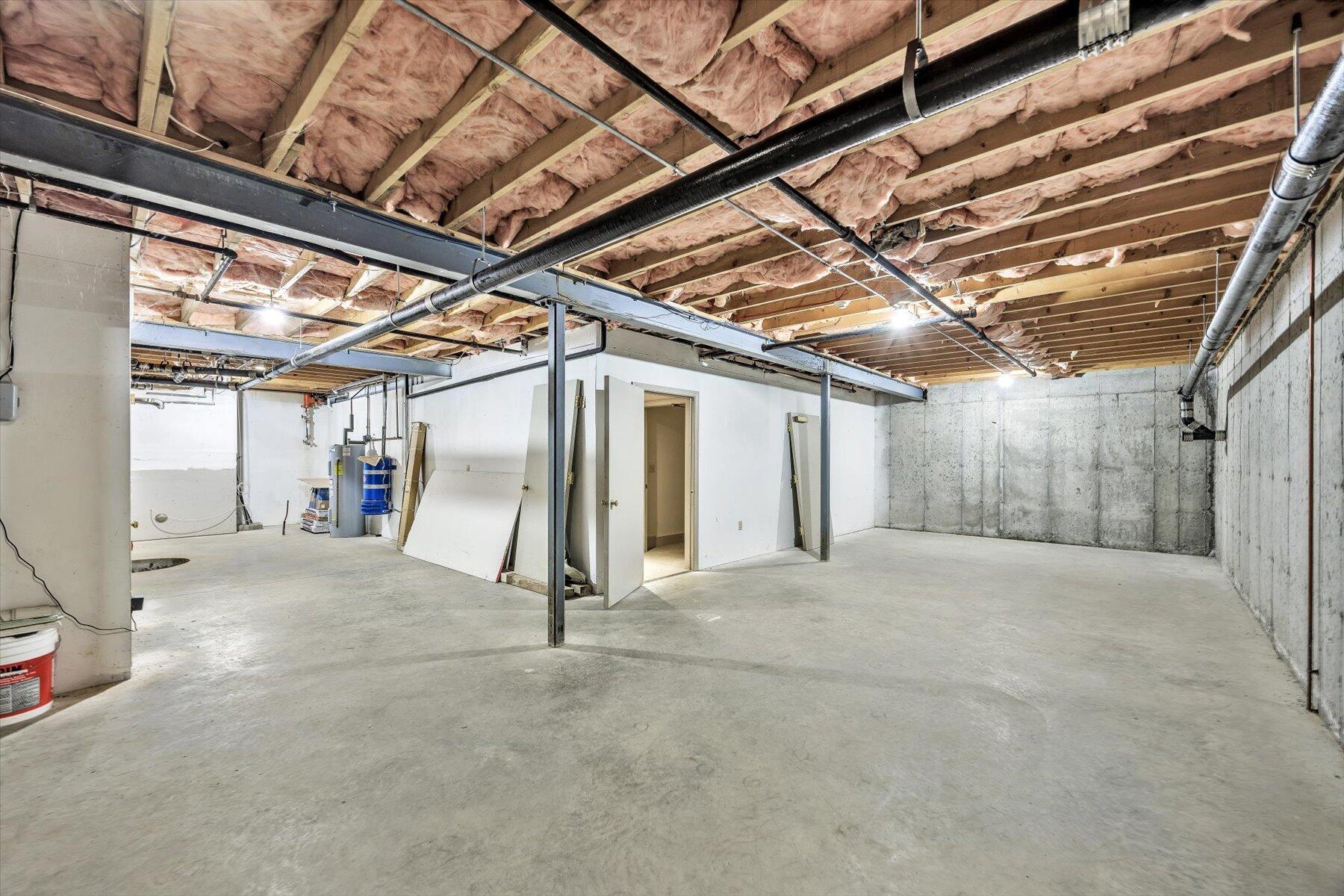 8 Cardinal Lane Orleans MA 02653