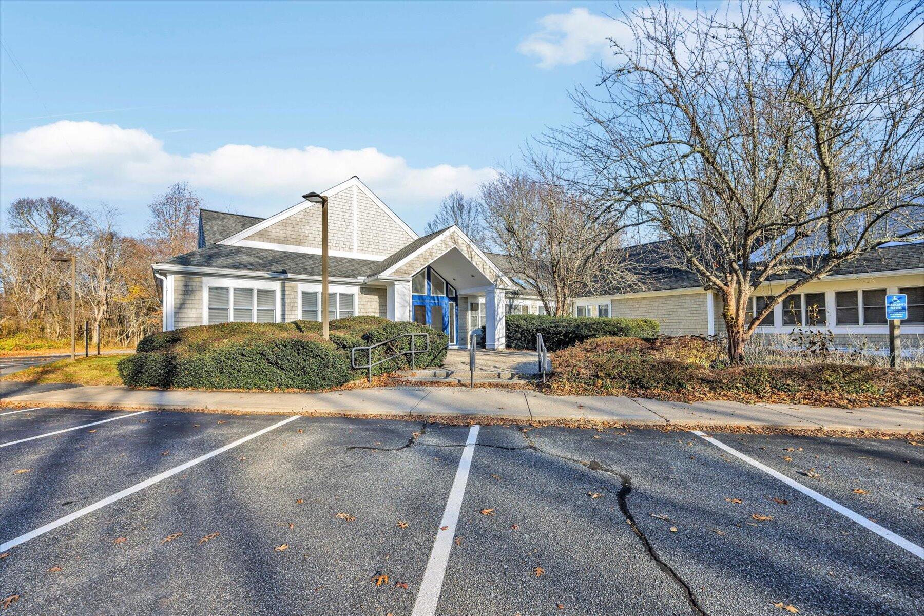 8 Cardinal Lane Orleans MA 02653