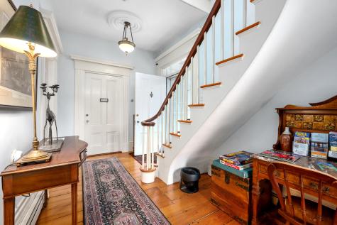 77 Main Street Yarmouth Port MA 02675
