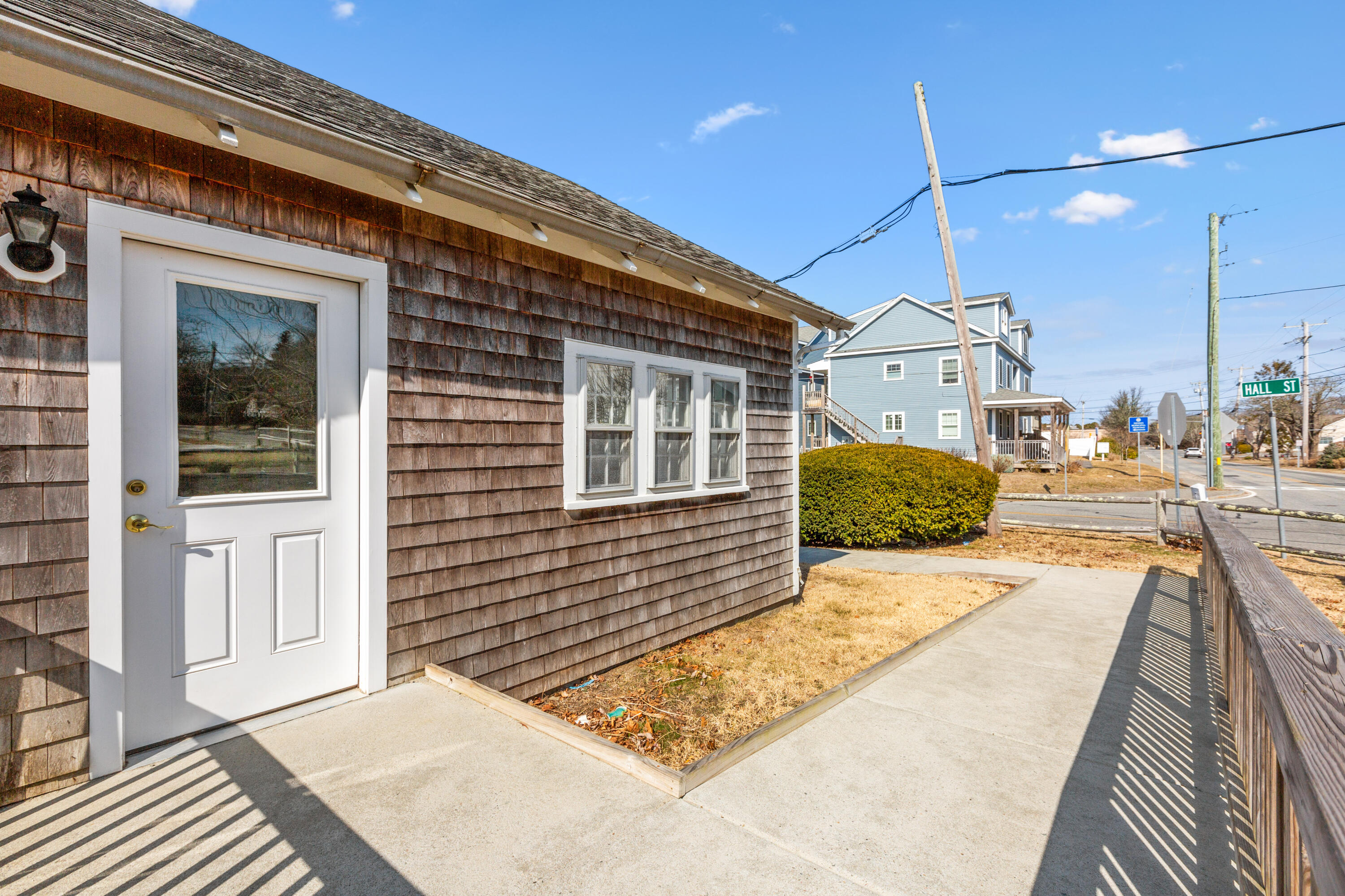 41 Hall Street Dennis MA 02639