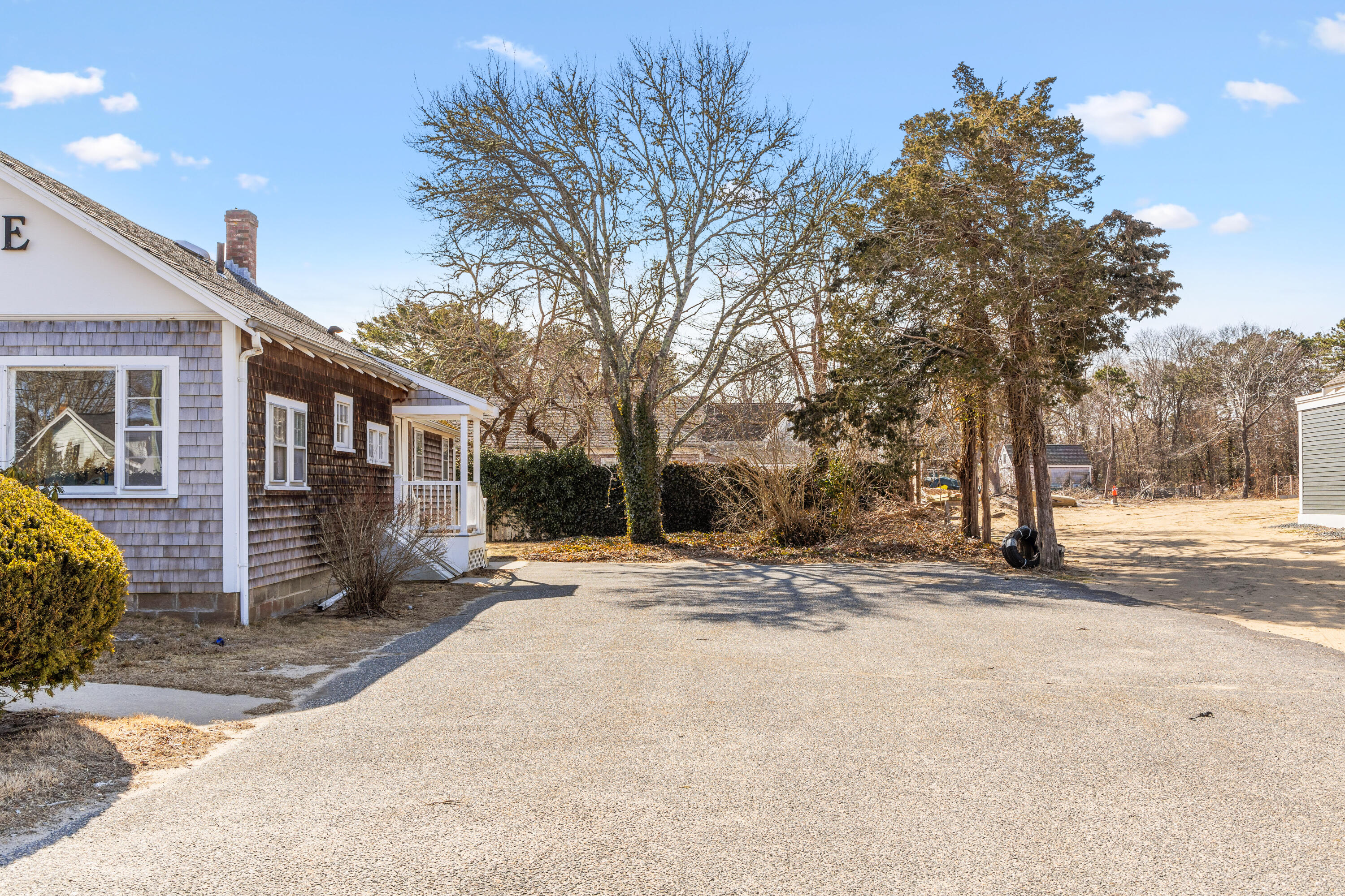 41 Hall Street Dennis MA 02639